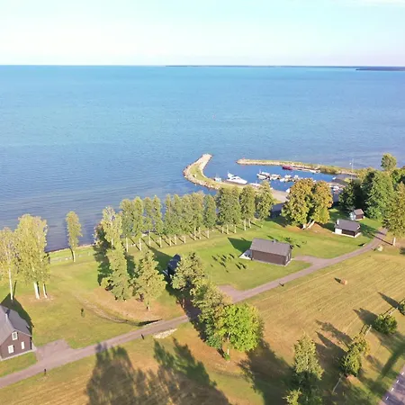 Soela Beach Houses *